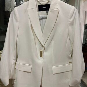 DKNY women's balzer, size 2 P